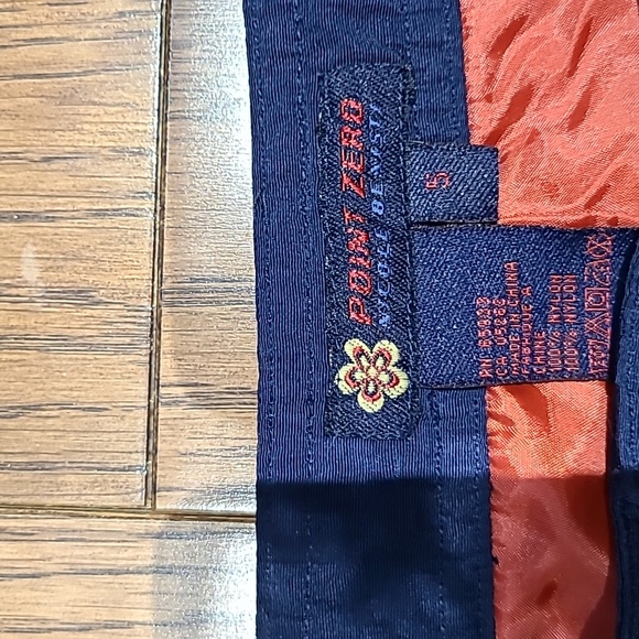 2/$25 Point zero board shorts. Size 5 - Picture 2 of 4